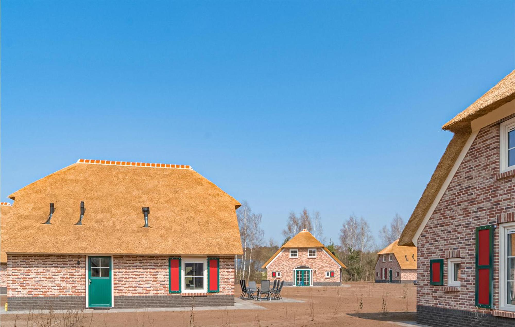 Cozy Home In Den Ham With Kitchen Екстер'єр фото
